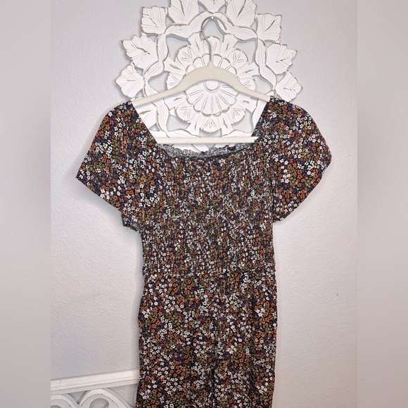 Girls maxi romper with off the shoulder sleeves  size large youth! Spot clean - Picture 3 of 5